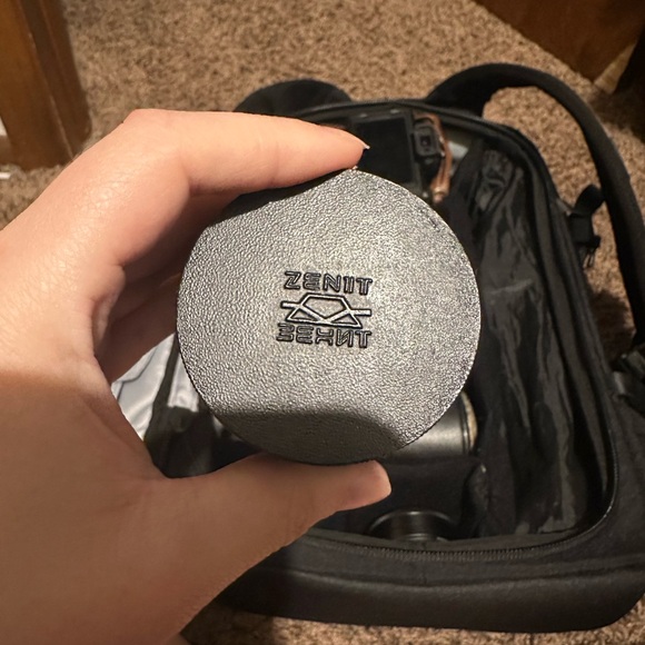 Canon 24-85mm lens with extras - Picture 4 of 8